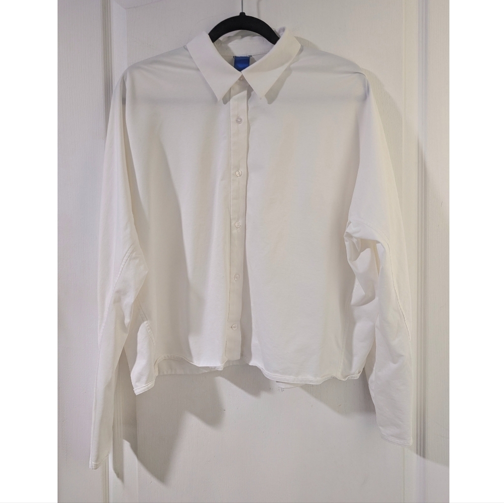 Kit and Ace | White Cropped Button Down Shirt - Batwing Sleeve